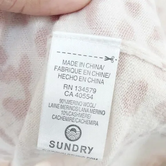 Sundry Women's Cream Leopard Spotted Pullover Sweater Size 3 Large - Picture 4 of 5